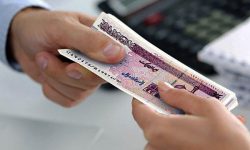 مجلس تصویب کرد:۷ میلیون و ۹۲۰ هزار تومان حداقل حقوق/ افزایش ۲۰ درصدی حقوق در سال آینده