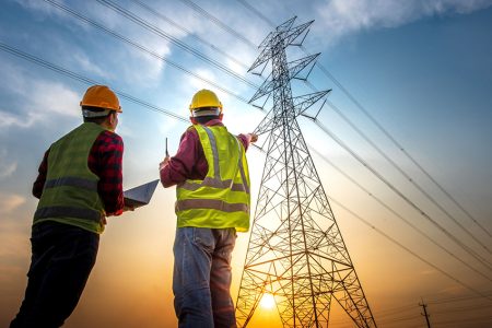 قطع برق ۹۹ مشترک اداری پرمصرف در خوزستان در روز گذشته