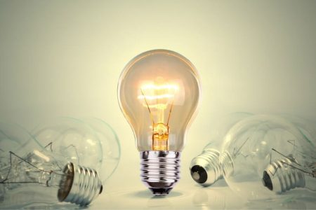 برق ۲ بانک به دلیل مصرف بی رویه قطع شد