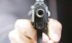 قتل مادر و فرزند با شلیک گلوله / قاتلان خودروی زن جوان را به رگبار بستند