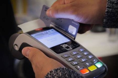 هشدار پلیس به کسبه؛ به بهانه به‌روزرسانی کارتخوان، حسابتان را خالی نکنند!