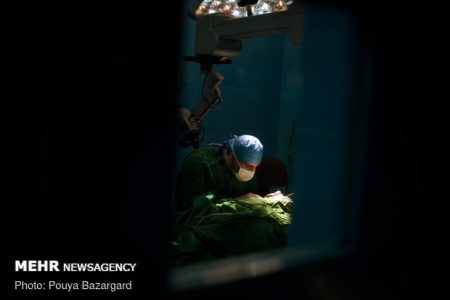 چندی قبل، یک متخصص بیهوشی با ضربات چاقو مورد حمله قرار می گیرد که در پی آن، در بخش مراقبت های ویژه بستری می شود.