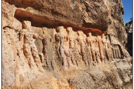 توضیح میراث فرهنگی اندیکا در مورد تعرض به سنگ‌نگاره «تنگ بتا»