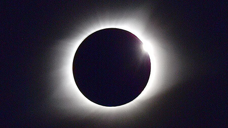 آغاز ماه‌گرفتگی شامگاه فردا از ساعت ۱۸ و ۴۴ دقیقه