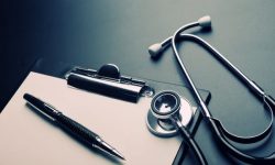 تبعات یک مصوبه ؛ شهرهای کوچک از پزشک متخصص خالی می‌شوند