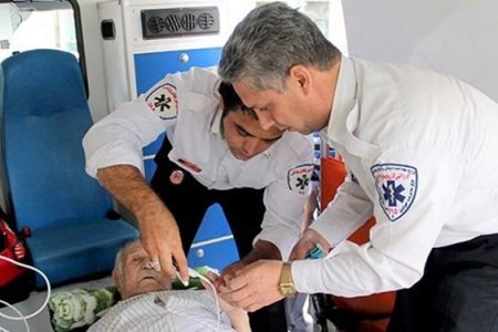 حمله عضو شورای شهر بیدروبه به پایگاه اورژانس اندیمشک