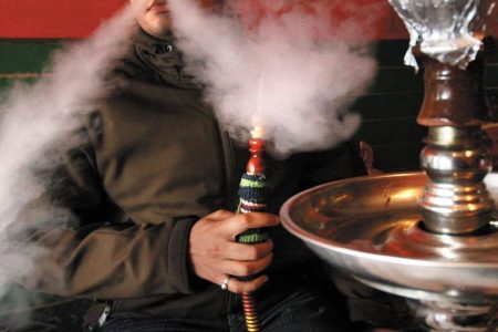 ورود ۳ لیتر مونوکسیدکربن به ریه های فرد قلیانی