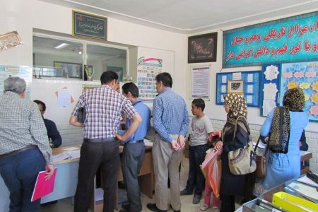 جزئیات فرآیند ثبت‌نام در مدارس/ دریافت وجه در مدارس دولتی و هیات امنایی قانونی نیست