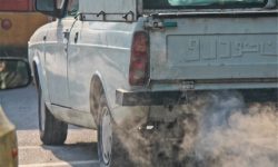 اجرای طرح برخورد با خودروهای دودزا و فاقد معاینه‌فنی در سراسر کشور