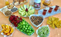 چه مواد غذایی برای عصرانه مفید است؟