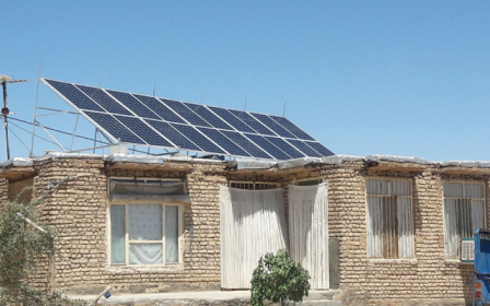 ۷۰ پنل خورشیدی بین خانوارهای عشایری گتوند توزیع شد