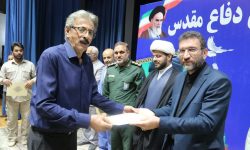 تجلیل از پیشکسوت رسانه مسجدسلیمان در آیین تجلیل از ایثارگران