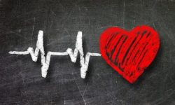 علائمی که زنان نادیده می‌گیرند؛ نشانه‌های پنهان سکته قلبی