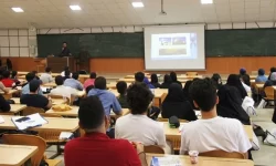 استخدام و بورسیه دانشجویان دانشگاه صنعت نفت تسهیل می‌شود