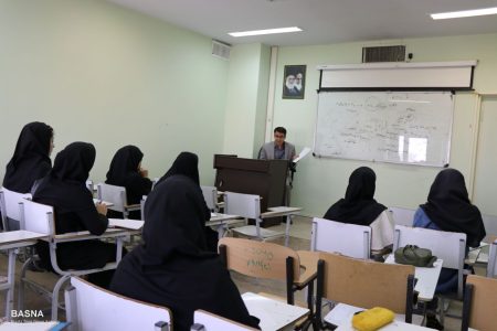 سیستم حضور و غیاب دانشجویان «الکترونیکی» می‌شود/آموزش مجازی در دانشگاه‌ها نداریم