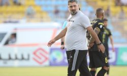 اشکش: البسه بازیکنان نفت مسجدسلیمان مربوط به سه ماه قبل است