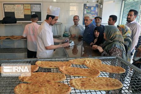 قیمت نان در خوزستان افزایش یافت/ بیشتر شدن فشار اقتصادی و کوچک شدن سفره آحاد جامعه