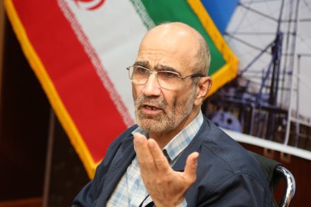 لزوم استفاده از ظرفیت نرم افزاری و هوش مصنوعی در تحلیل داده ها و ارتقای وضعیت مخازن نفت و گاز