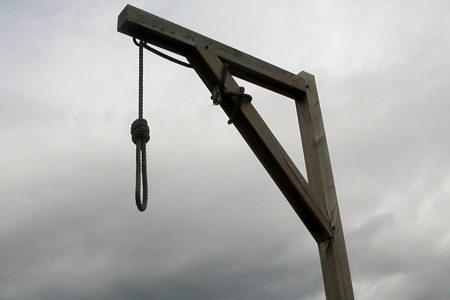 حکم اعدام برای مربی فوتبال به اتهام تجاوز به ۸ نوجوان فوتبالیست + جزئیات