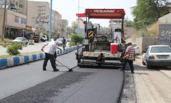 آغاز اجرای عملیات روکش آسفالت خیابان هشت بنگله شهر مسجدسلیمان به همت شرکت بهره برداری نفت و گاز مسجدسلیمان