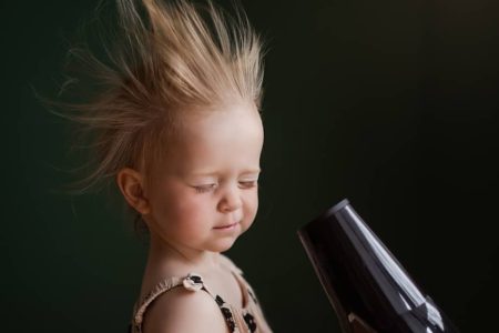 آیا سشوار برای مو خوب است ؟ ؛ بهترین دما برای خشک کردن موها /۳ راه ساده برای کاهش ضرر استفاده از سشوار