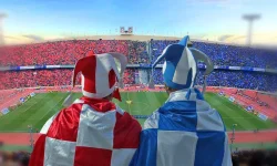 جزئیات فهرست بازی‌های استقلال پرسپولیس+ داربی‌های به‌یادماندنی سرخ‌پوشان؛ کباب ترکی در ۱۰ دقیقه و شش‌تای ۵۲