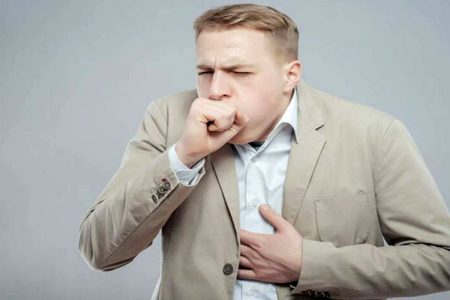 سرفه پاییزی؛ هشداری جدی برای بدن که نباید نادیده گرفته شود