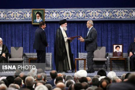 حاشیه‌های مراسم تنفیذ نهمین رئیس جمهور