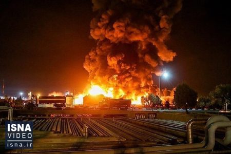 تقدیر مدیرکل مدیریت بحران استان‌خوزستان از سرعت‌عمل تیم آتش‌نشانی شرکت نفت و گاز مسجدسلیمان در حادثه آتش‌سوزی شهرک‌صنعتی شوشتر