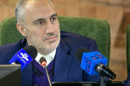 ۱۰۰ درصد درآمد نفتی دولت صرف کالاهای اساسی و دارو می‌شود/ اجرای طرح جدید کالابرگ