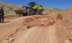 بازگشایی جاده عشایری با استفاده از ماشین آلات راهسازی شرکت نفت و گاز مسجدسلیمان