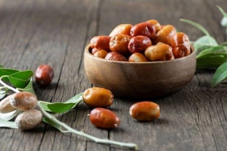 میوه‌ای که جای دارو را می‌گیرد؛ ۱۰ خاصیت شگفت‌انگیز سنجد