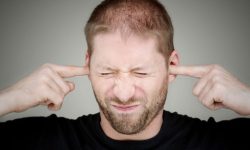 ایجاد صدای مزاحم برای همسایگان در ساعات استراحت جرم است؟