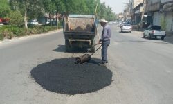 عملیات لکه‌گیری معابر اصلی سطح شهر مسجدسلیمان آغاز شد