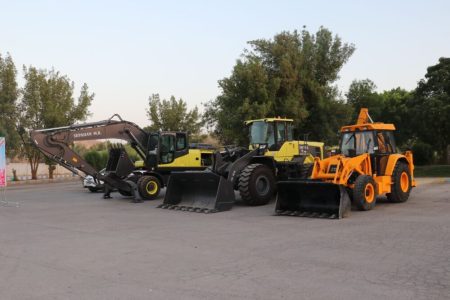 برگزاری آیین رونمایی از ماشین‌آلات سنگین راه‌سازی شهرداری مسجدسلیمان