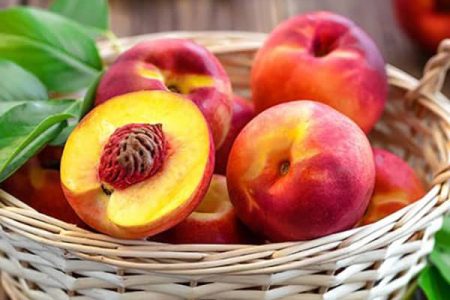 میوه‌ای برای سلامت چشم و پوست