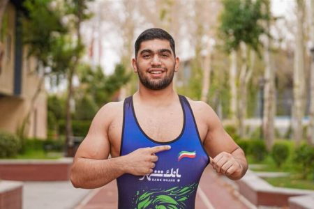 پیام رئیس و اعضای شورای شهر مسجدسلیمان در پی افتخارآفرینی یزدان دلروز در رقابت‌های جهانی کشتی نوجوانان