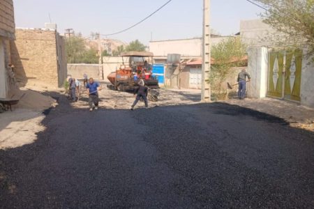 آغاز آسفالت‌ریزی کوی شهید شکرالله راکی منطقه نمره هشت پس از سال‌ها انتظار