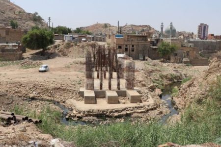 ساخت پل راهبردی مسجدسلیمان وارد مرحله بتن‌ریزی شد / کاهش بار ترافیکی مرکز شهر با اتصال سریع‌تر مناطق شمالی و جنوبی