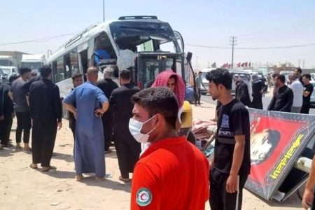 حادثه مرگبار تصادف اتوبوس و مینی‌بوس در محور نجف – بصره/ فوتی ها ۵ نفر شدند + اسامی مصدومان