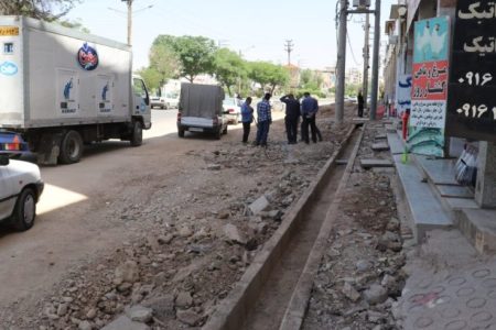 ادامه عملیات تعریض محور پنج‌ بنگله به باشگاه مرکزی توسط معاونت امور زیربنایی شهرداری مسجدسلیمان