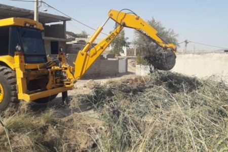 اجرای عملیات گسترده لایروبی کانال‌های منطقه مال‌شنبه