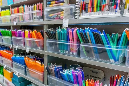 بازار نوشت‌افزار در آستانه مهر؛ گرانی آرام، دغدغه‌های پنهان