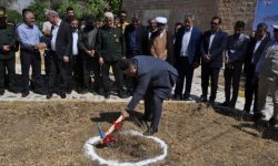 کلنگ احداث یادمان شهید گمنام در دانشگاه آزاد اسلامی واحد مسجدسلیمان زده شد