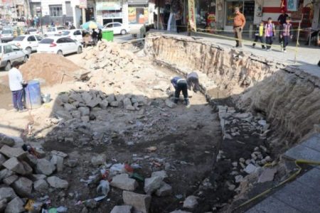 آغاز عملیات بهسازی و تعریض میدان نمره یک مسجدسلیمان