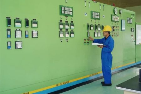 پیش راه‌اندازی ایستگاه تزریق گاز میدان نفتی قلعه‌نار خوزستان با موفقیت انجام شد