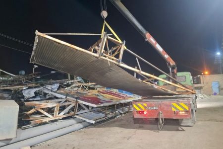 پایان بی‌نظمی تبلیغاتی در مسجدسلیمان پس از سالها ؛ پارتابل ها و بیلبوردهای فرسوده و فاقد مجوز جمع‌آوری شدند