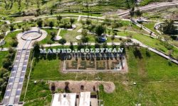 اجرای فرش گل «ایران قوی» در پارک ۱۱ هکتاری نفتک مسجدسلیمان