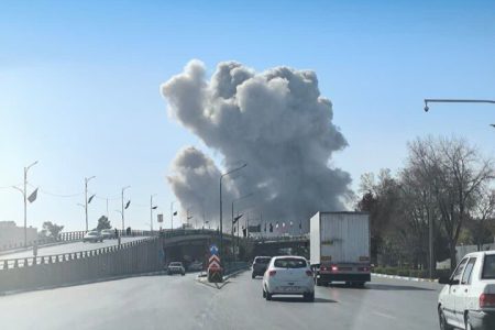 علائم‌ آسیب به شنوایی در انفجارهای جنگی / موج انفجار ممکن است باعث پارگی پرده گوش شود