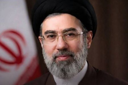 آیت‌الله سیدمجتبی خامنه‌ای رهبر ایران شد